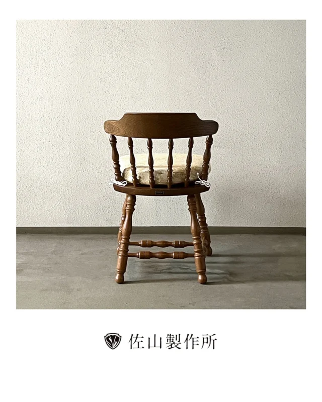 “WINDS Taihei chair repair”

かつて飛騨高山に存在した家具メーカー#太平 （TAIHEI）
WINDS太平シリーズの椅子の修理。

この名作椅子も弊社で修理可能です。
お気軽にご相談ください！

#WINDS太平 
#funiture #オーダー家具 #customfuniture #家具修理
#アンティーク家具 
#椅子張り替え #repairfurniture #家具屋 #佐山製作所
#職人技  #craftsmanship 
#upholstery#家具職人#artisan #photography
#madetoorder